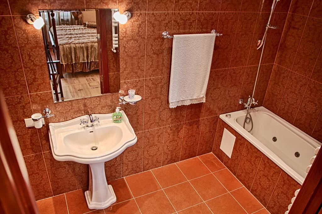 Tsaghkunq Guest House Sevan Oda fotoğraf
