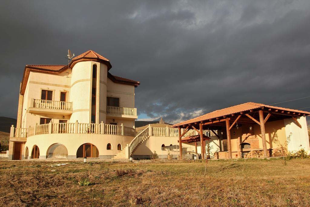 Tsaghkunq Guest House Sevan Dış mekan fotoğraf